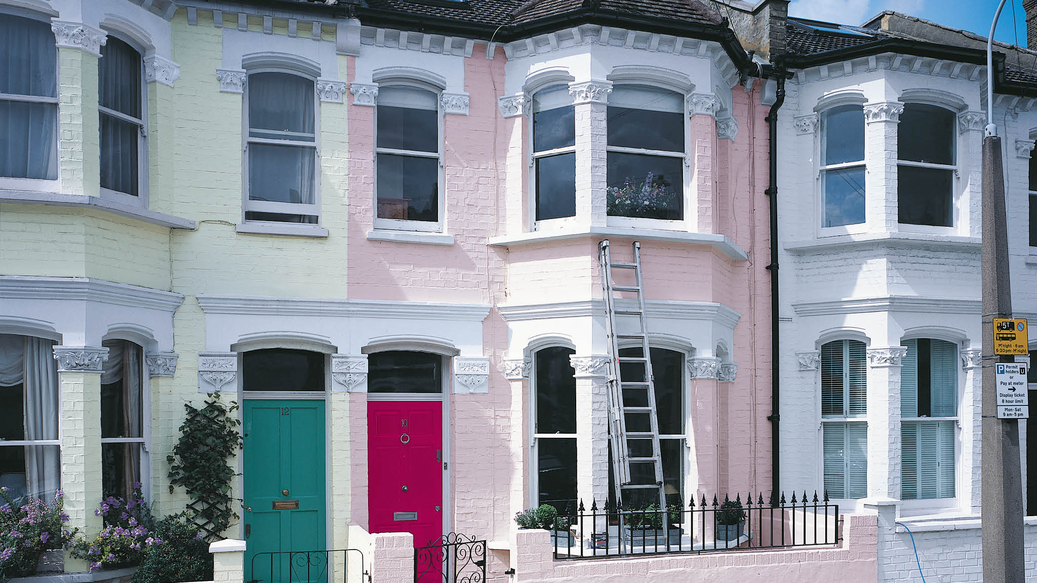 Dulux-Weathershield-Silicon-Plus-05